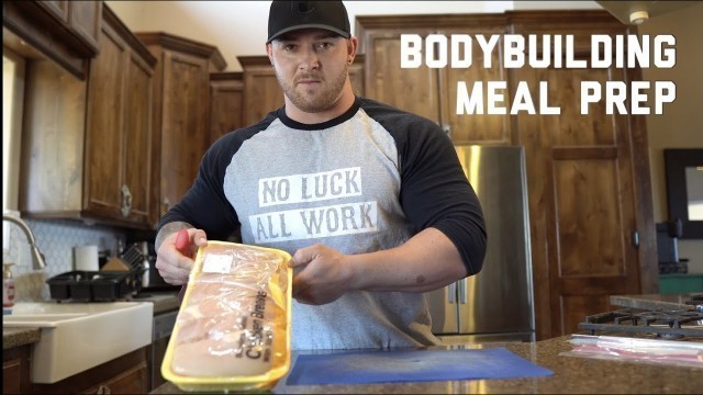 'Bodybuilding Meal Prep - How to Cook Chicken Breast'