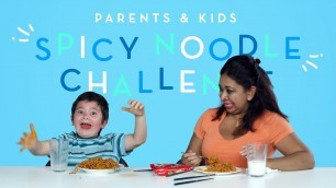 'Parents & Kids Try the Spicy Noodle Challenge | Kids Try | HiHo Kids'