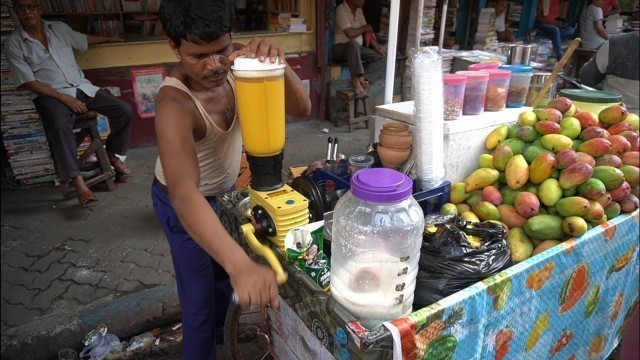 'MANGO JUICE: Tasty Mango Juice Summer Special Mango Shake | Indian Street Food'