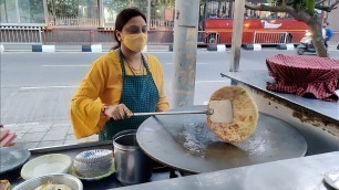 'Indian Lady Selling Hara Bhara Paratha | Indian Street Food'
