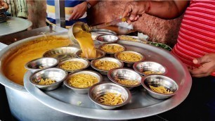 'Vadodara\'s Famous SEV USAL | Popular Mahakali Sev Usal | Indian Street Food'