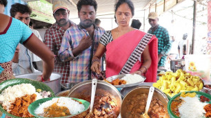 'రోడ్డు పక్కన ఫుడ్ అని చూడకండి..తింటే మళ్ళీ వదలరు | Aunty Meals Hyderabad | Famous Street Food'