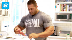 '12 Must Have Foods For Gaining Size | Evan Centopani'