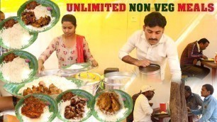 'Famous Aunty Selling Unlimited Non Veg Meals | Street Food Hyderabad | Food Bandi'