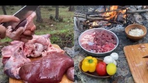 'amazing traditional iranian food (جغور پغور)| coocked in rainy forest'