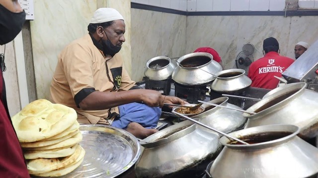 'Famous Non-veg food in Karim Hotel, Delhi | Chicken Biryani / Mutton Keema & Mutton Seekh Kebab'