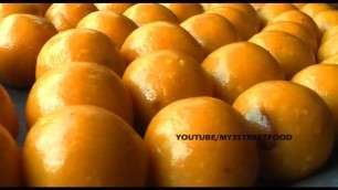 'BANDAR LADOO | TOKKUDU LADOO  | Besan Ladoo | Rajahmundry STREET FOOD street food'