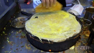 'Netflix pancakes, the most popular street food in China!'