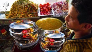 'Punjab\'s Famous Desi Ghee Chur Chur Naan Thali | Street Food India'