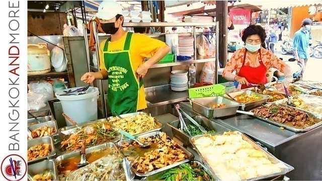 'Best STREET FOOD Court In BANGKOK Silom'